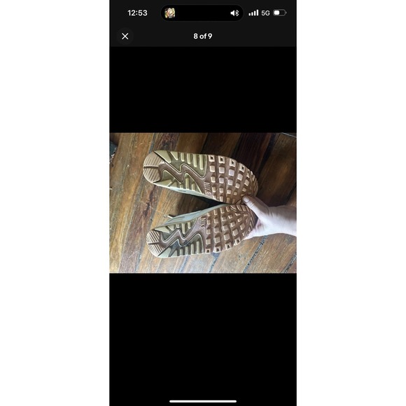 Nike - Picture 3 of 8